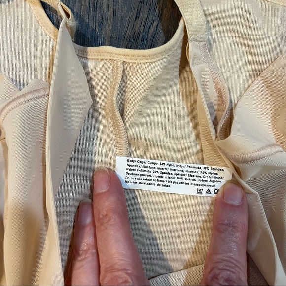 Maidenform Beige Firm Control Body Shaper Slip Bodysuit – Size M - Picture 6 of 9